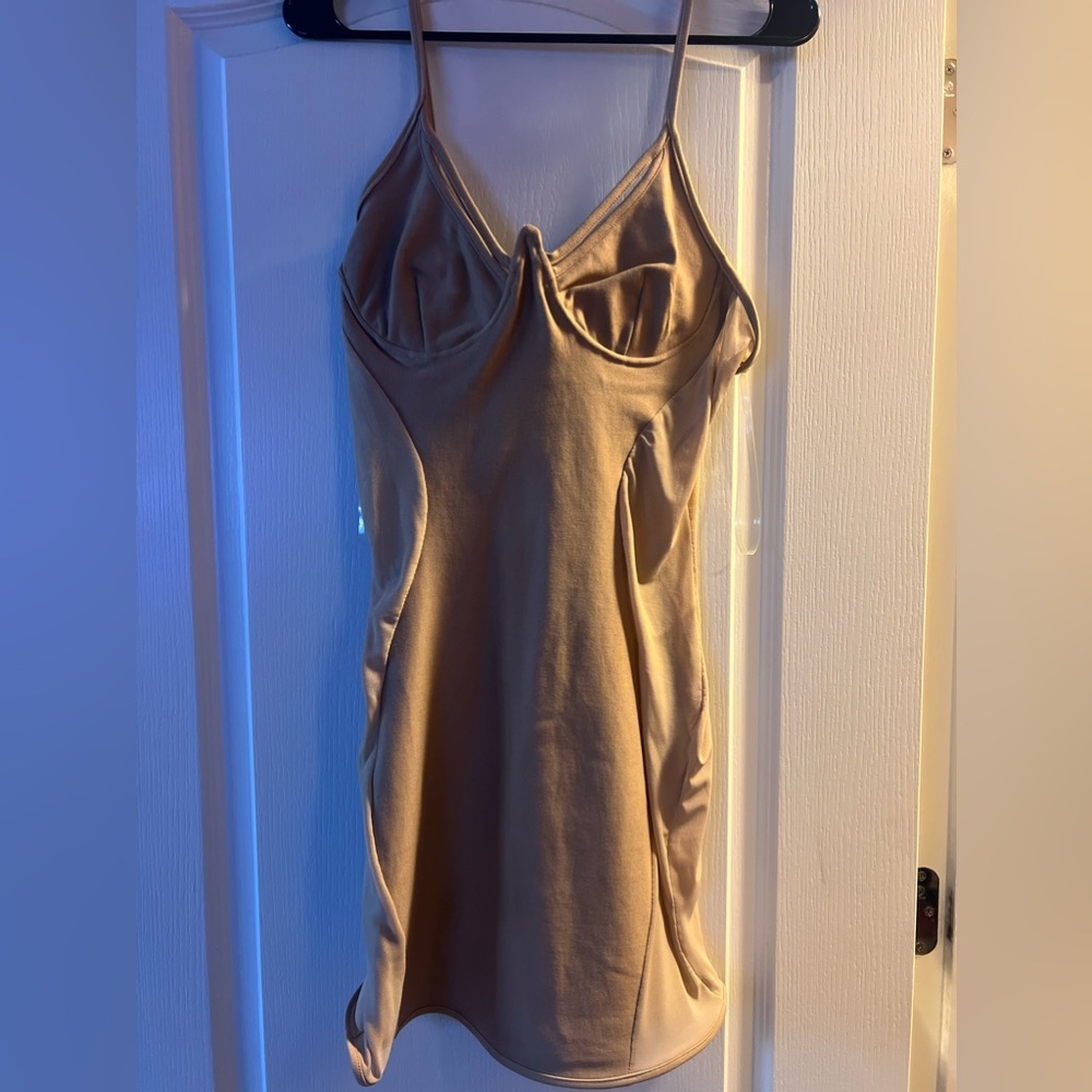 Women’s dress